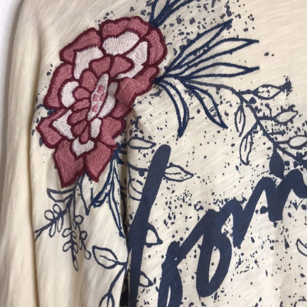 Floral Print Cream Top by Kyla seo - Picture 9 of 13